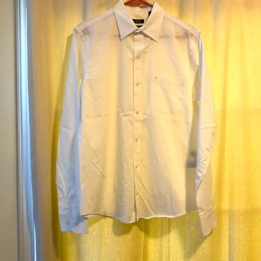 Medium Izod Slim Fit Dress Shirt